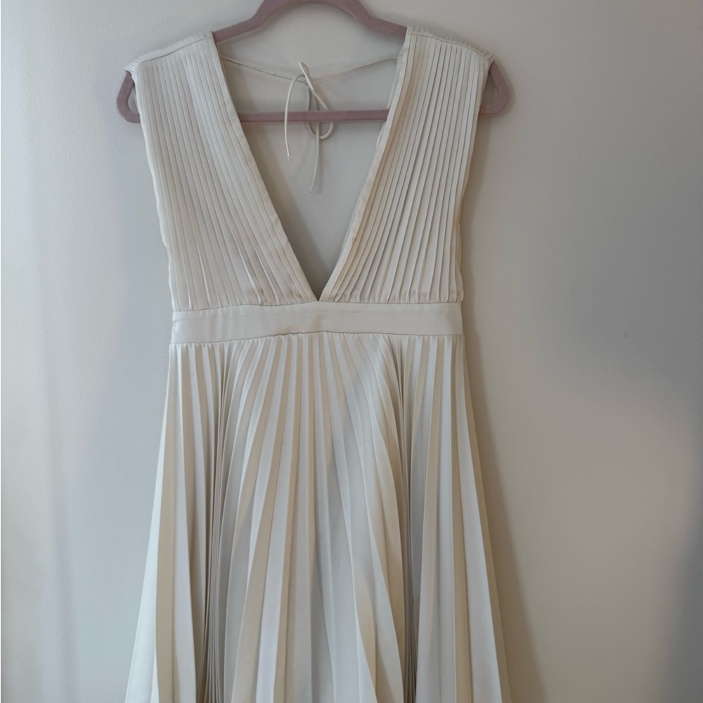 Abercrombie & Fitch Cream Backless Dress